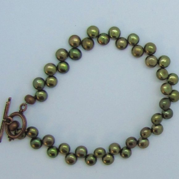 Aquarian Bohemian Art Jewelry - FINAL PRICE: 9" GENUINE Pearl Bracelet w/ Copper Toggle, Green
